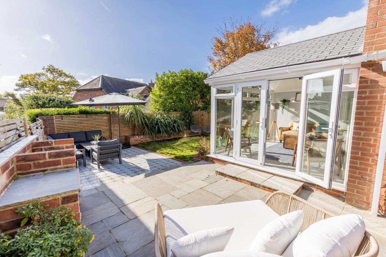 Ashtree House Villa Barton on Sea Exterior photo